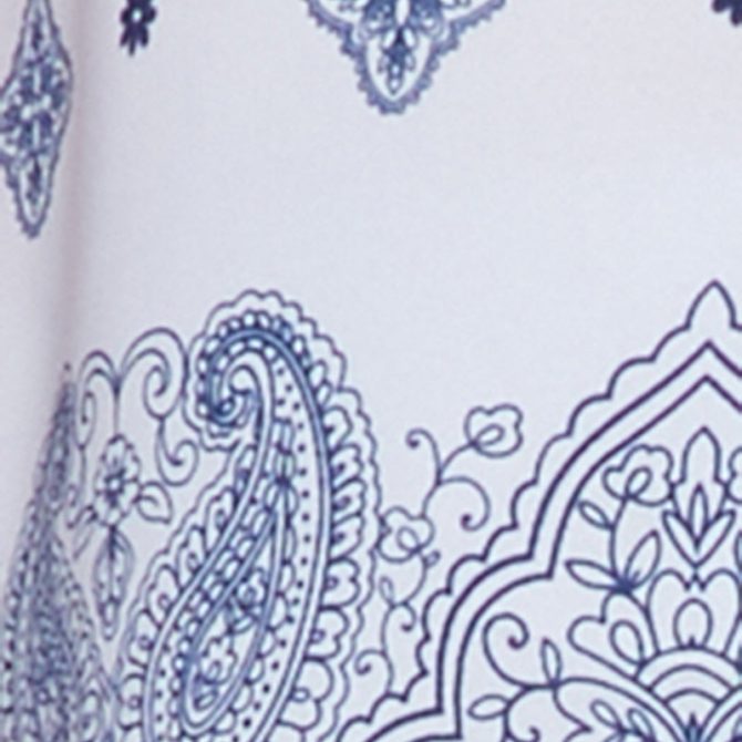 Crepe Knit Bandana Print Shorts - Image 4