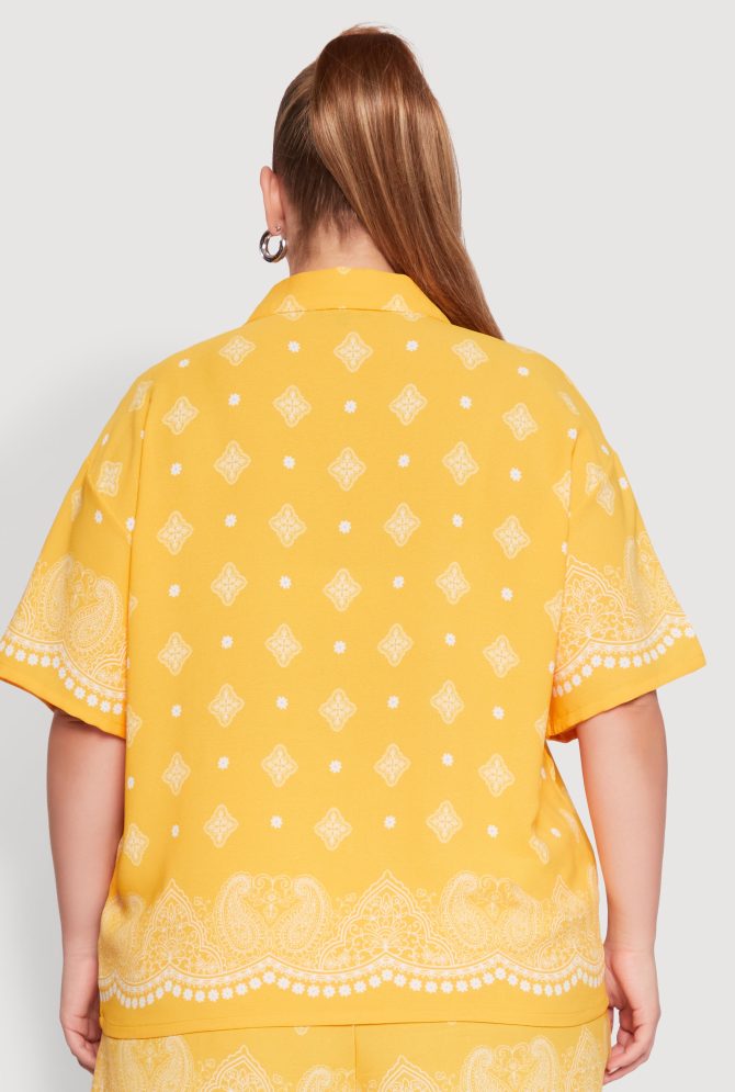 Plus Size Crepe Knit Bandana Print Oversized Shirt - Image 6
