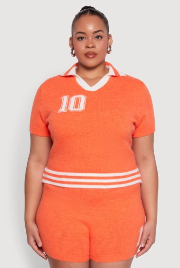 Plus Size Daisy 10 Graphic Varsity Stripe Crop Top