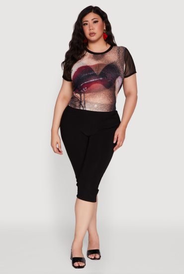 Plus Size Lip Graphic Crew Neck Mesh Top